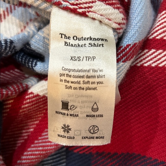 Outerknown Red and Blue Plaid Button-Down Blanket Shirt XS/S - Picture 6 of 11